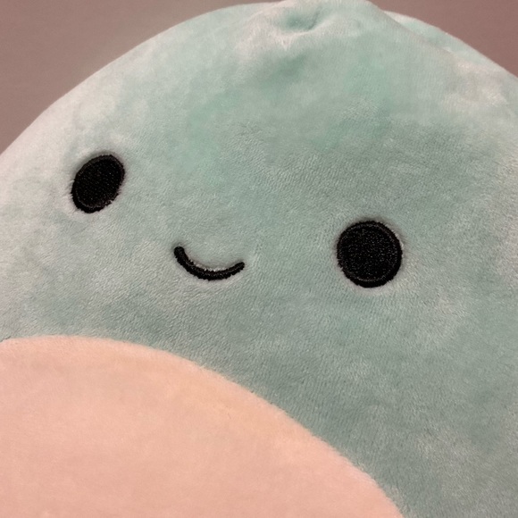 Squishmallows Perry the Dolphin Plush 8 inch Blue Embroidered Eyes Stuffed Anima - Picture 7 of 10